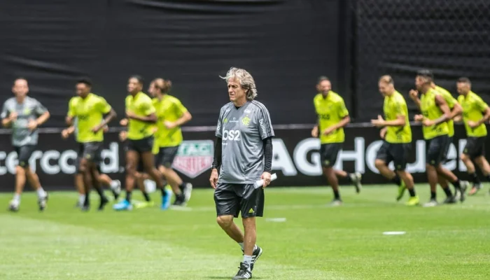 CT da Seleção Peruana: Aliado Histórico do Flamengo e Algoz de Ex-Palmeiras, Agora Blindado Contra Espiões na Final da Libertadores