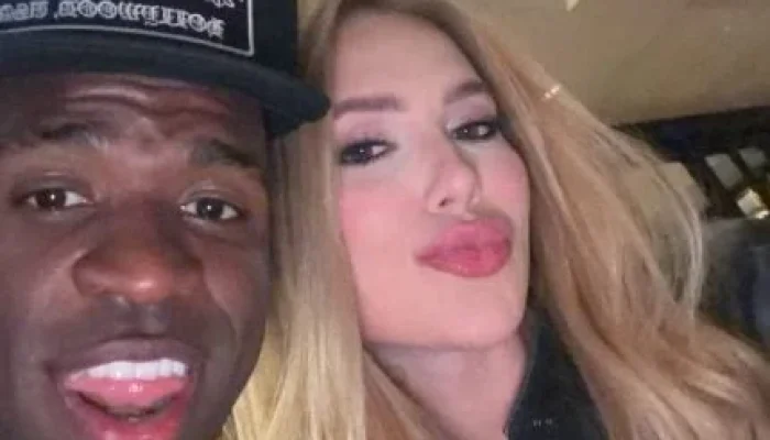 Virginia Fonseca se declara para Vini Jr. em mansão no Rio e sente saudades do craque que está na Espanha