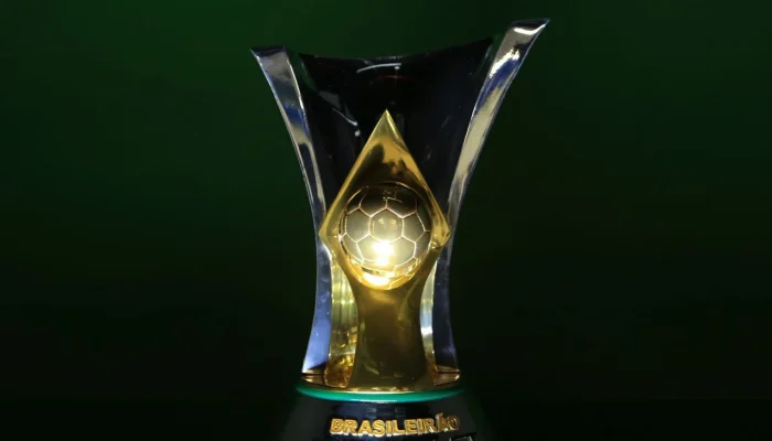 Brasileirão 2023: Flamengo, Palmeiras e Cruzeiro, veja o que cada um precisa para ser campeão