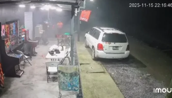 Momento de Terror na Guatemala: Grupo é alvo de tiros em frente a comércio em Los Amates; veja vídeo chocante