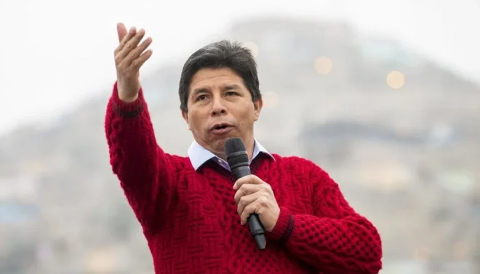 Pedro Castillo é condenado a 11 anos de prisão no Peru por tentativa de golpe de Estado em 2022