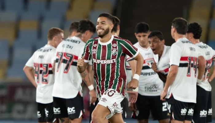 Fluminense Goleia São Paulo com Show de Gols e Garante Vaga Prévia na Libertadores 2026