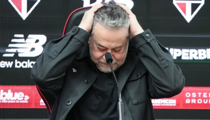 Do 6 a 0 vexatório ao sonho do tetra: São Paulo se afunda enquanto Palmeiras e Flamengo disputam a glória da Libertadores