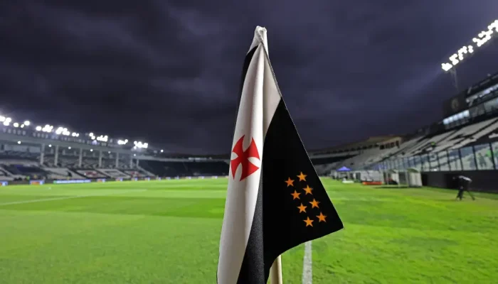 Vasco x Internacional: Jogo decisivo no Brasileirão com transmissão exclusiva e escalações confirmadas para a luta contra o rebaixamento