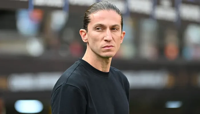 Filipe Luís, o Ídolo do Flamengo que Virou Treinador Vencedor: Uma Trajetória de Sucesso Dentro e Fora de Campo