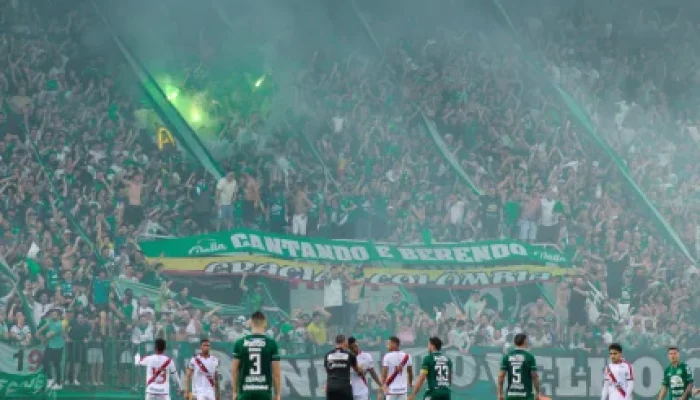 Chapecoense: 10 anos após tragédia, Verdão do Oeste retorna à elite do Brasileirão com força e esperança renovada