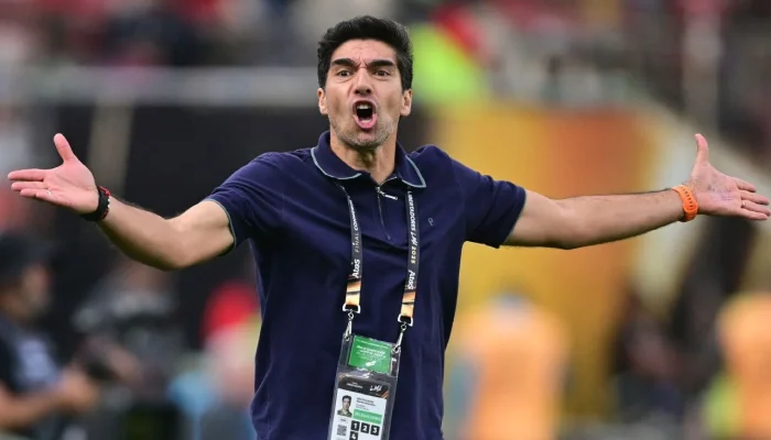 Abel Ferreira admite superioridade do Flamengo na final da Libertadores e aponta "coragem e ousadia" como chave para o Palmeiras