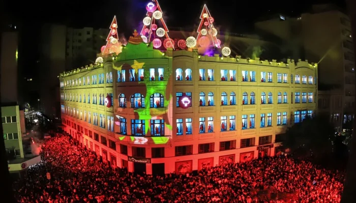 Natal de Curitiba 2024: 150 Atrações Mágicas e Expectativa de 400 Mil Turistas Impulsionando a Economia Local