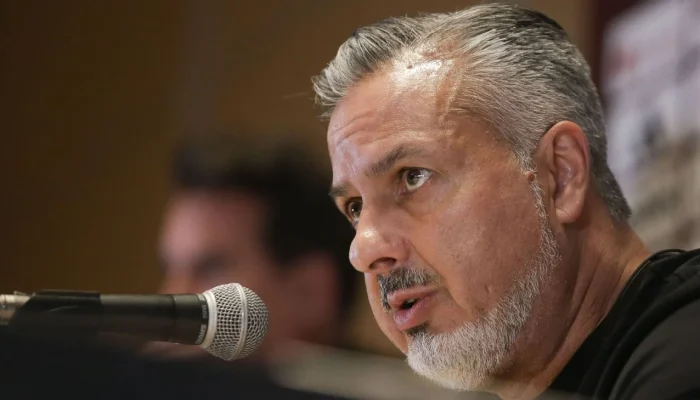 Diretor do Flamengo, José Boto, rebate Abel Ferreira e defende títulos do Palmeiras sem 'asteriscos'