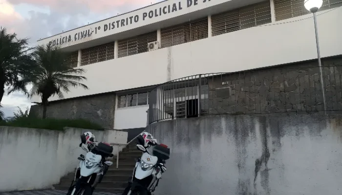 Homem em Surto Incendeia Ônibus Após Assediar Passageiras em Jacareí e é Preso em Flagrante