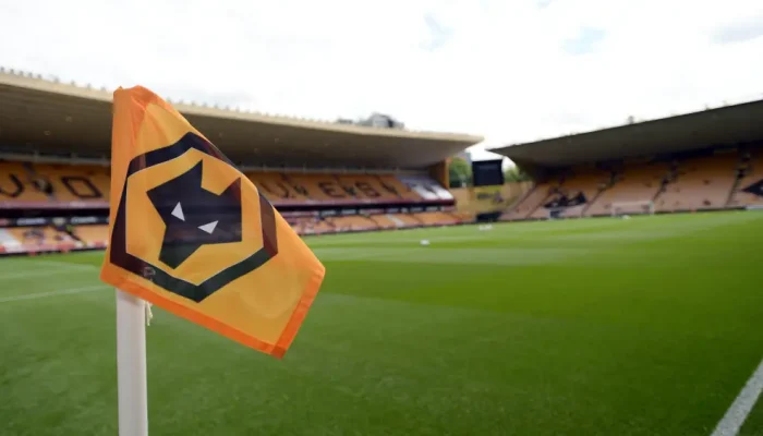 Jogos de Futebol Hoje, Segunda, 8 de Dezembro: Onde Assistir ao Vivo e Horários Detalhados para Não Perder Nenhum Lance!