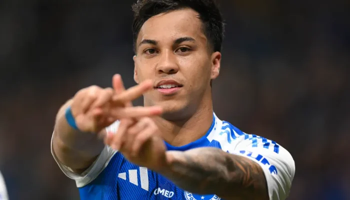 Copa do Brasil 2025: Fluminense e Corinthians despontam como favoritos, mas quem surpreenderá na busca pelo título?